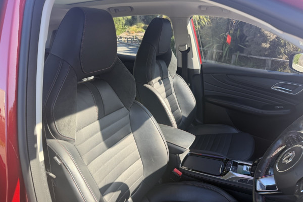 2022 MG HS Essence SUV Image 12