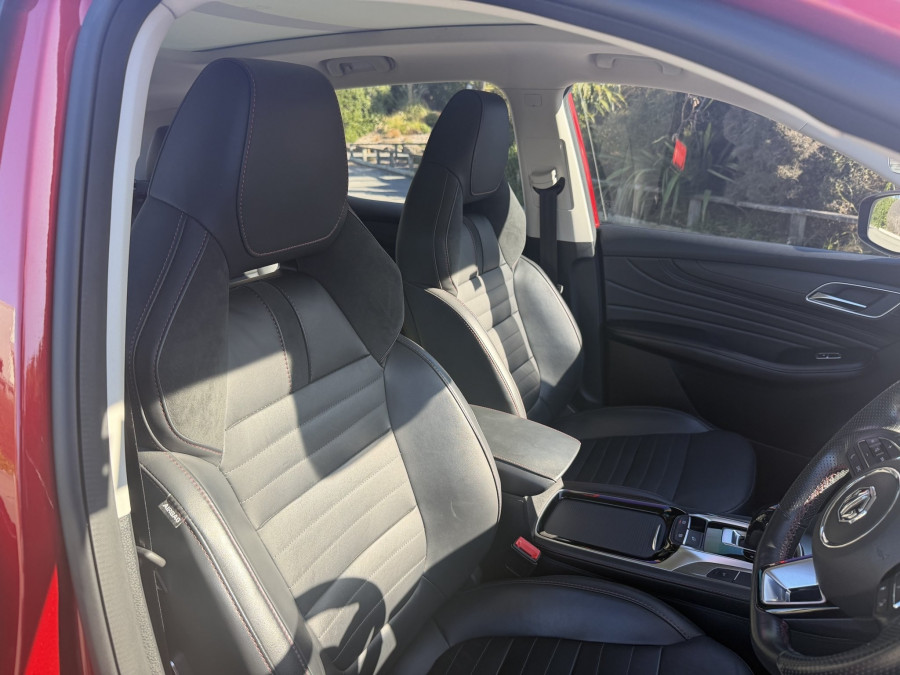 2022 MG HS Essence SUV Image 12