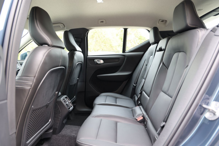2026 Volvo XC40 XZ Plus B4 SUV Image 27