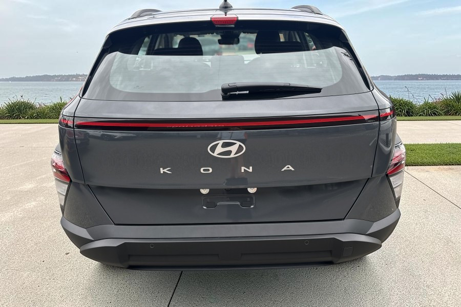 2027 Hyundai KONA SX2.V3 Hybrid SUV Image 5