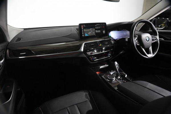2020 BMW 6 Series 20d Luxury Line Gran Turismo Hatch image 13
