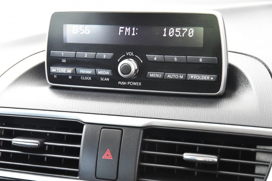 2014 Mazda 3 BM5478 Neo Hatchback Image 16