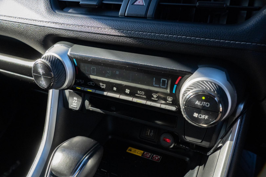 2025 Toyota RAV4 AXAH52R GXL SUV Image 13