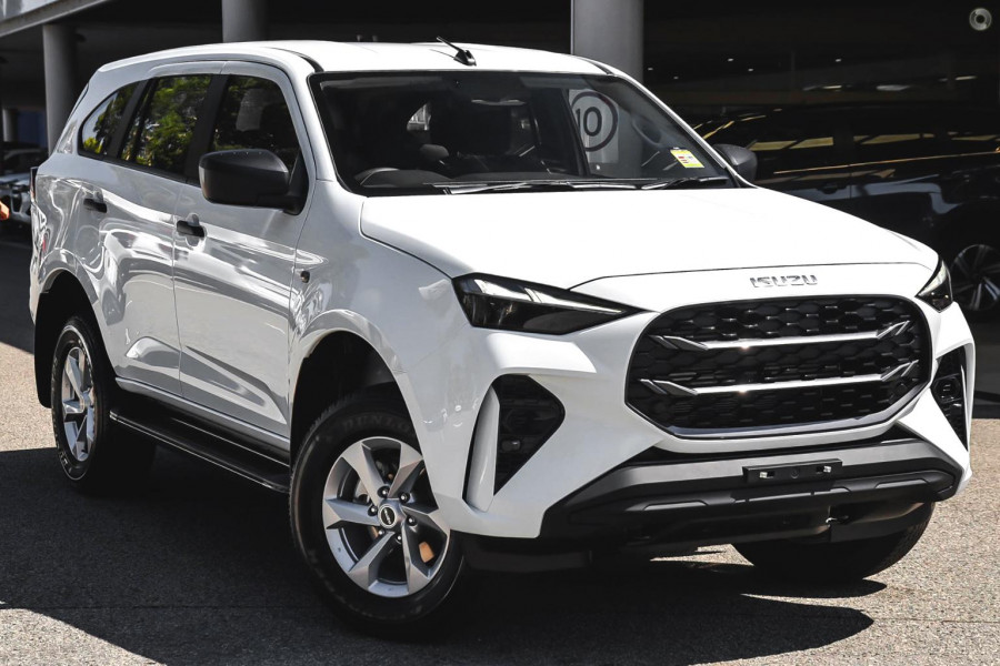 2025 Isuzu MU-X  LS-M SUV Image 12