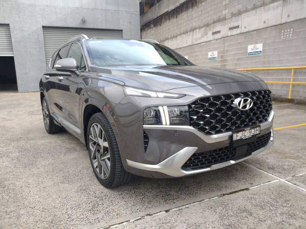 2023 Hyundai Santa Fe TM.V4 Highlander SUV image 9