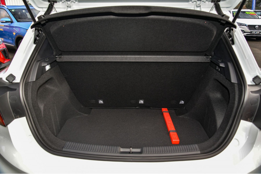 2024 MY24.5 MG MG3 ZP22 Essence Hybrid+ Hatch Image 8