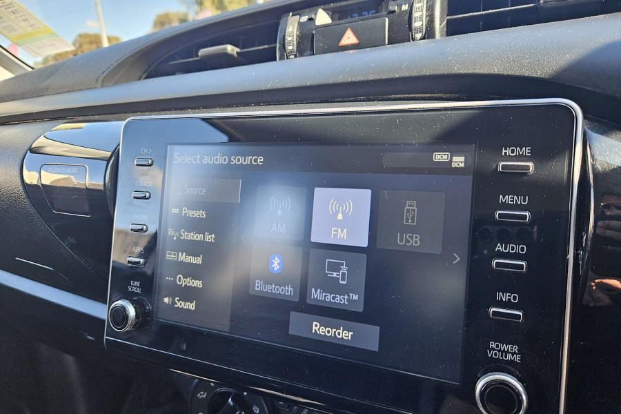 2022 Toyota HiLux GUN126R SR Double-Cab Pick-Up Image 21