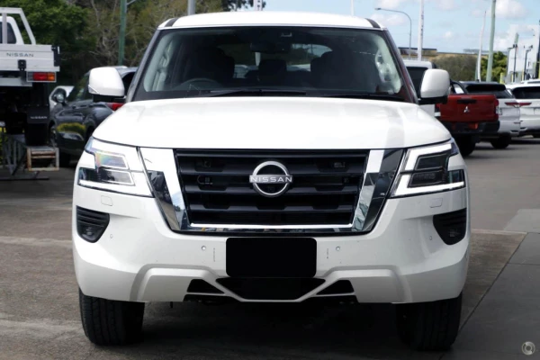 2026 Nissan Patrol Y62 Ti SUV Image 2