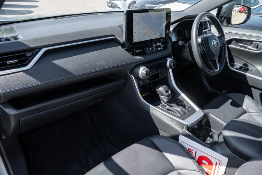 2024 Toyota RAV4 AXAH52R XSE SUV Image 8