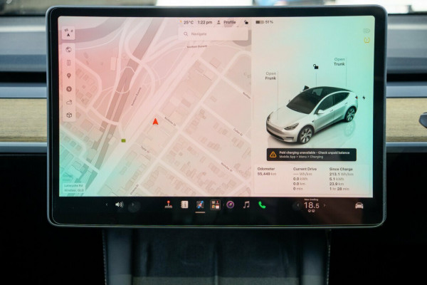 2023 Tesla Model Y  Long Range Wagon Image 14