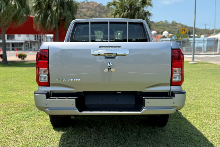 2024 Mitsubishi Triton MV GLX Ute Image 8