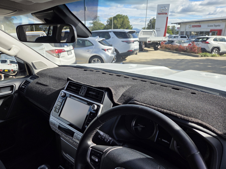 2019 Toyota LandCruiser Prado GDJ150R GXL SUV Image 18