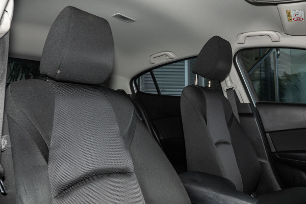 2016 Mazda 3 BM5478 Neo Hatch image 10