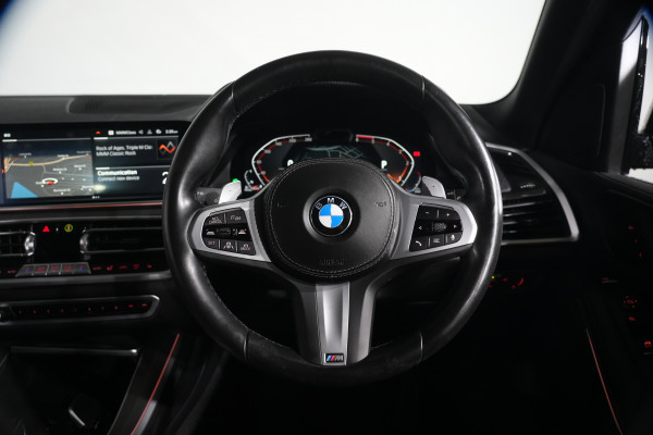 2022 BMW X5 xDrive30d SUV image 15