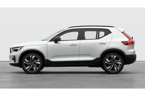 2026 Volvo XC40 XZ Ultra B4 Dark SUV Image 2
