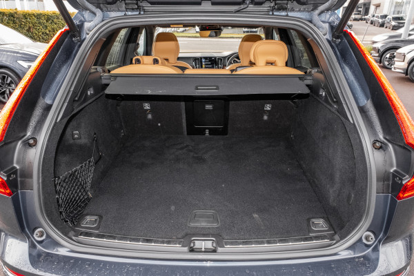 2021 Volvo XC60 UZ T5 SUV Image 22