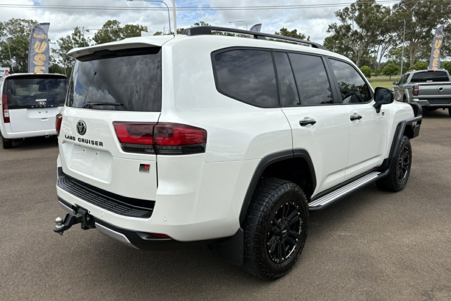 2022 Toyota LandCruiser FJA300R GR Sport Wagon Image 15