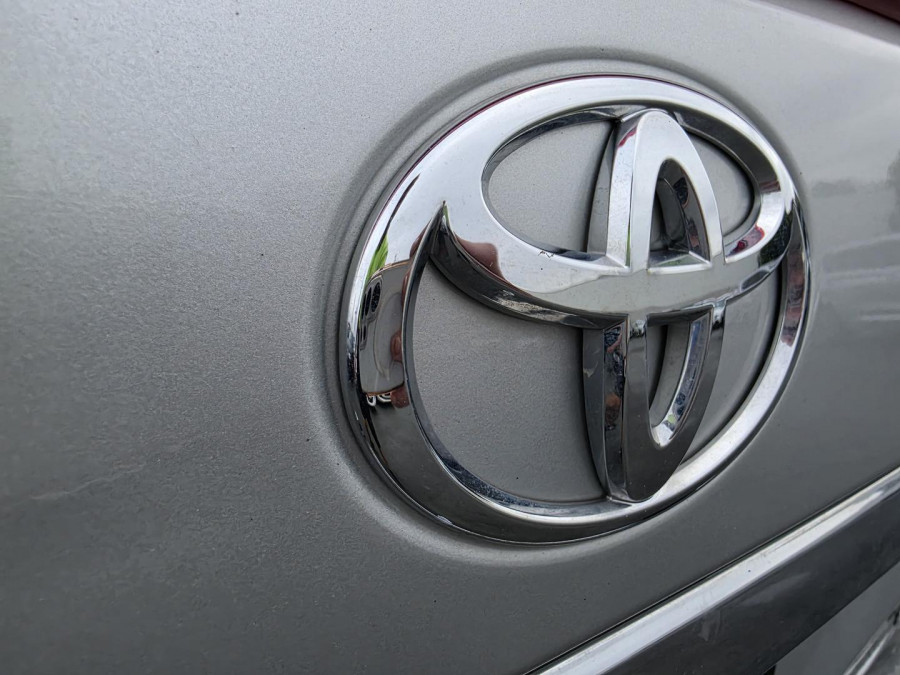 2016 Toyota Tarago ACR50R GLi People Mover Image 13