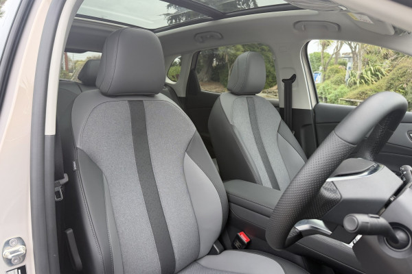 2026 MG MGS5 EV ZS3EM Essence 49 SUV Image 12