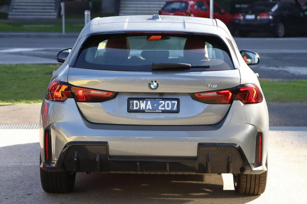2025 BMW 1 Series F70 118 M Sport Hatch image 4