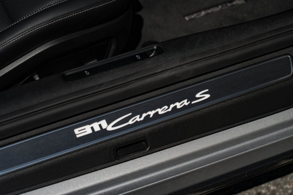 2025 Porsche 911 992.2 Carrera S Coupe Image 18