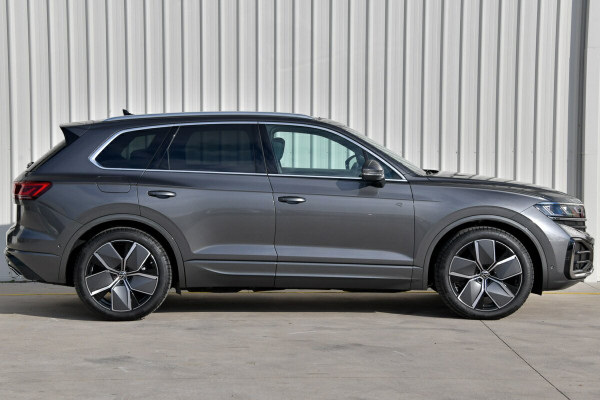 2024 Volkswagen Touareg RC 210TDI R-Line SUV