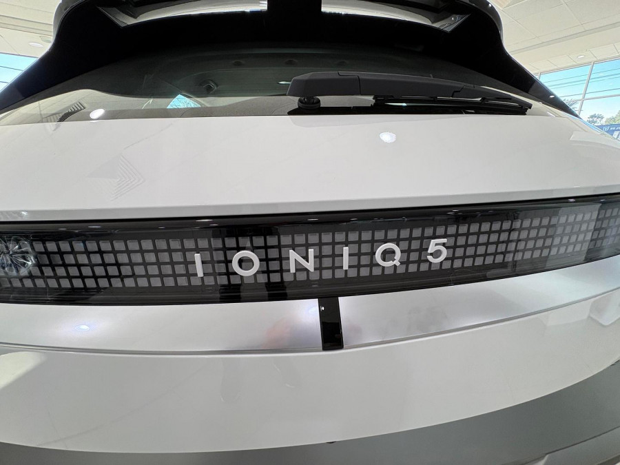 2026 Hyundai IONIQ 5 NE.V6  SUV Image 7
