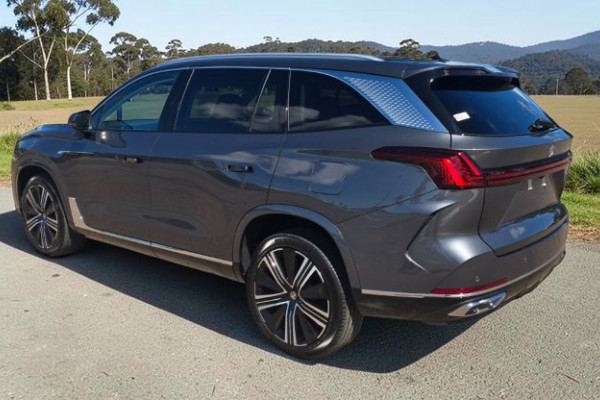 2026 MY25 MG QS IS31 Essence SUV Image 5