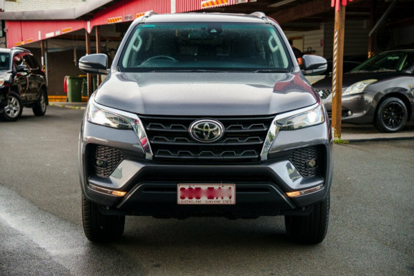 2021 Toyota Fortuner GUN156R GXL SUV Image 5