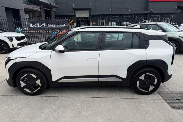 2026 MY27 Kia EV3 SV Air Standard Range SUV Image 6