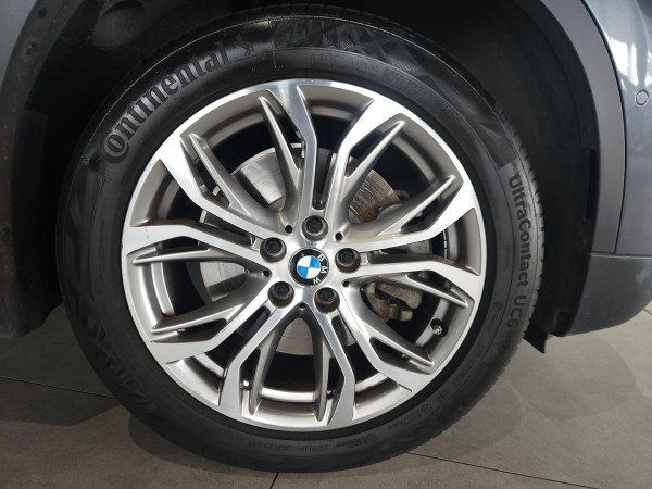 2018 BMW X1 F48 sDrive20i SUV image 2