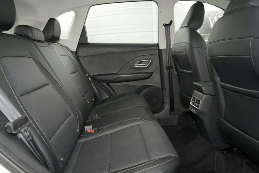 2025 MG ZS ZS32 Essence SUV Image 9