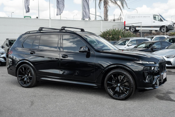 2024 BMW X7 G07 LCI M60i SUV image 13