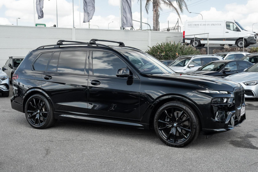 2024 BMW X7 G07 LCI M60i SUV