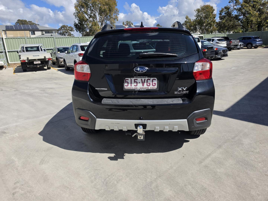 2014 Subaru XV G4-X 2.0i-S SUV Image 4