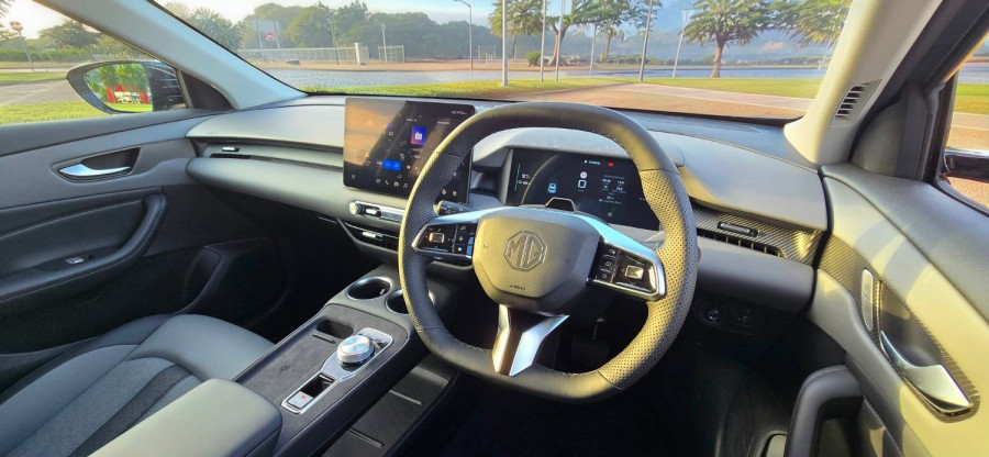 2026 MG MGS5 EV ZS3EM Essence 49 SUV Image 5