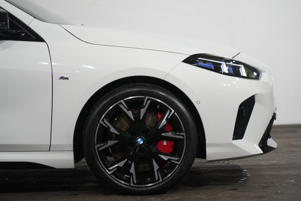 2024 BMW 1 Series M135 xDrive Hatch Image 5