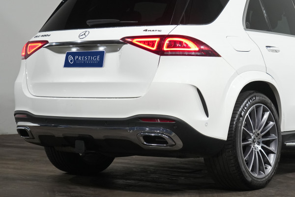 2021 Mercedes-Benz GLE-Class GLE400 d SUV image 8