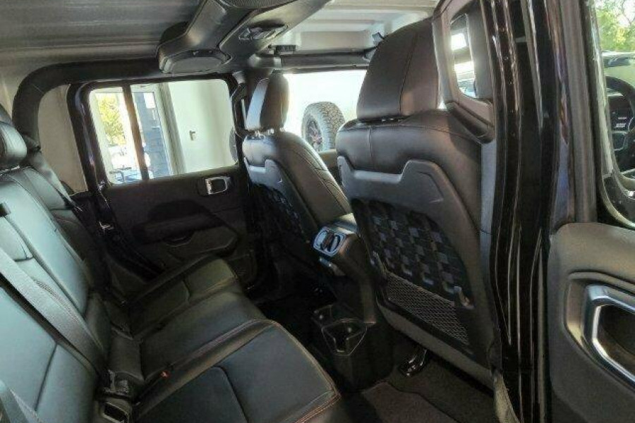 2023 Jeep Gladiator JT Rubicon Pickup Image 13