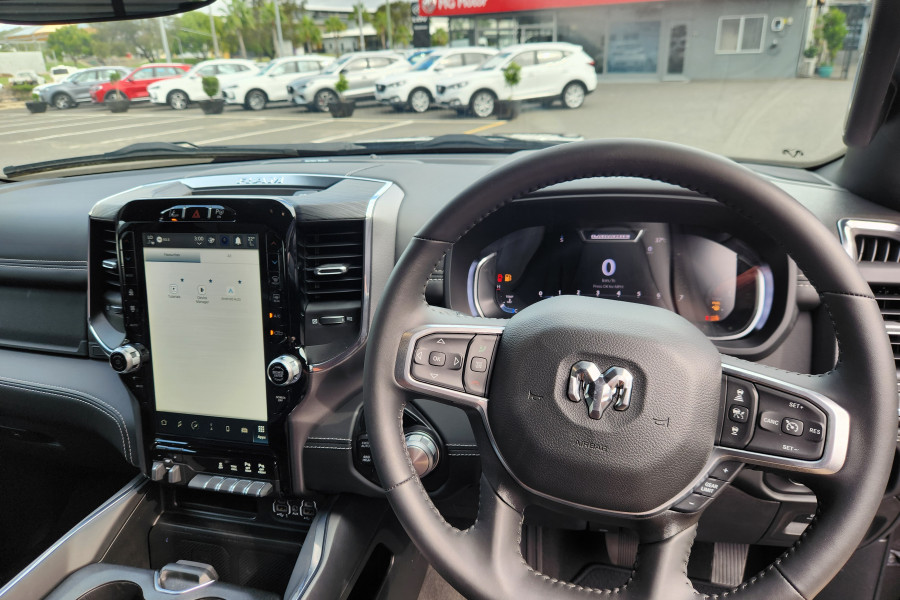 2023 Ram 1500 DT Laramie Ute Image 14
