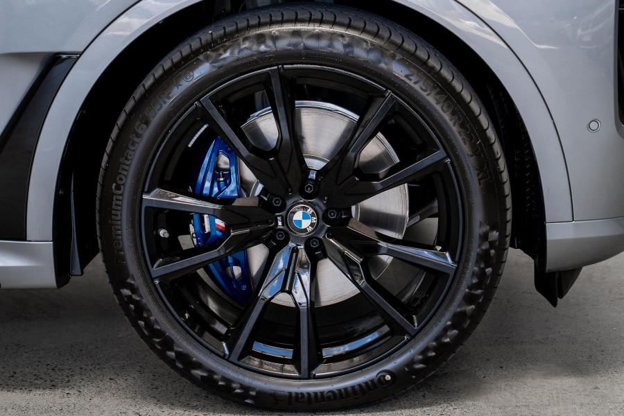 2025 BMW X7 G07 LCI xDrive40i M Sport SUV