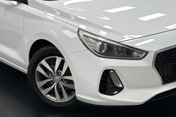 2018 MY19 Hyundai i30 PD2 Active Hatch Image 2