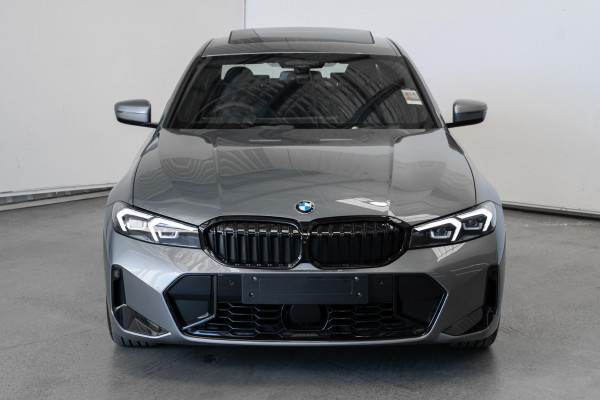 2026 BMW 3 Series G20 LCI II 330i M Sport Sedan image 4