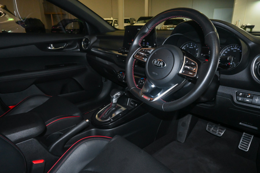2021 MY22 Kia Cerato BD GT Hatch Image 7