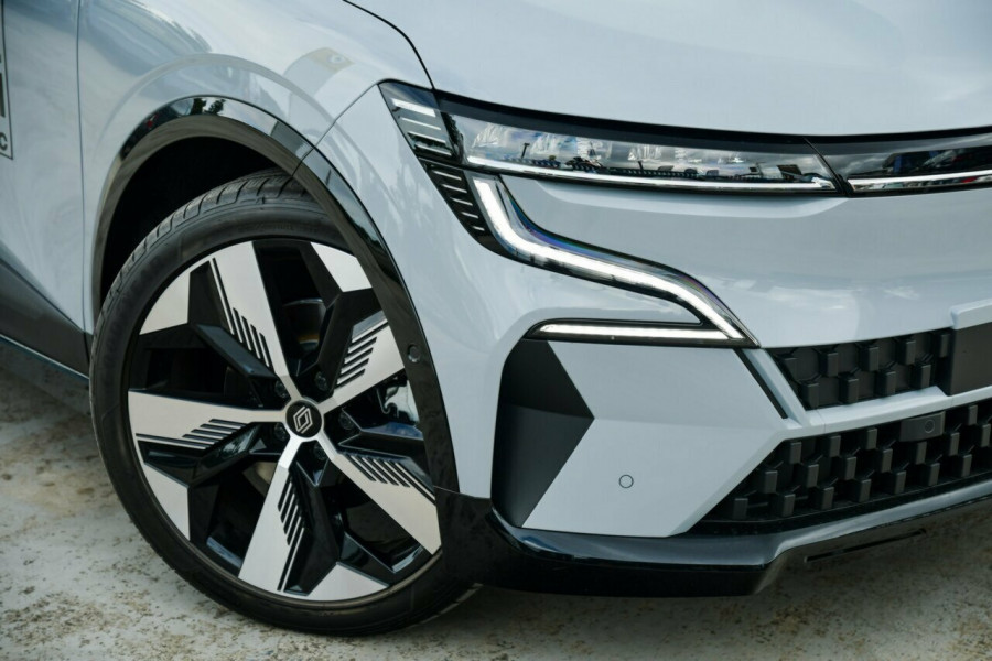 2024 Renault Megane E-Tech XCB Techno EV60 Hatch Image 6