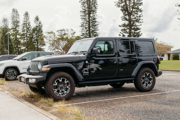 2023 MY24 Jeep Wrangler JL Unlimited Overland SUV