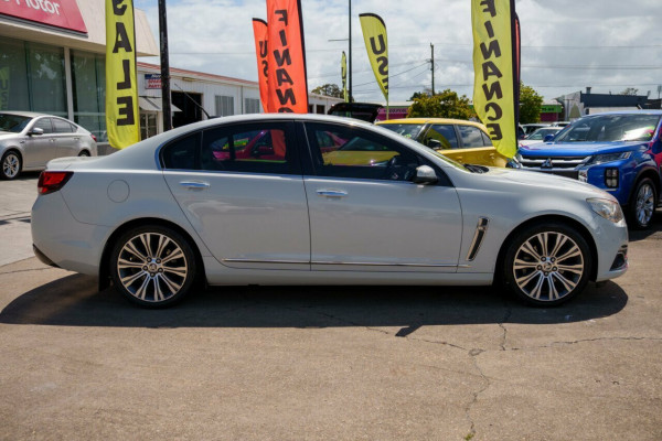 2014 Holden Calais VF V Sedan Image 4