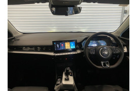 2024 MG MG5 AP32 Essence Sedan