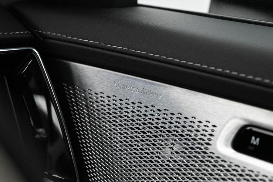 2026 Volvo XC90 L Series Ultra B5 Dark SUV