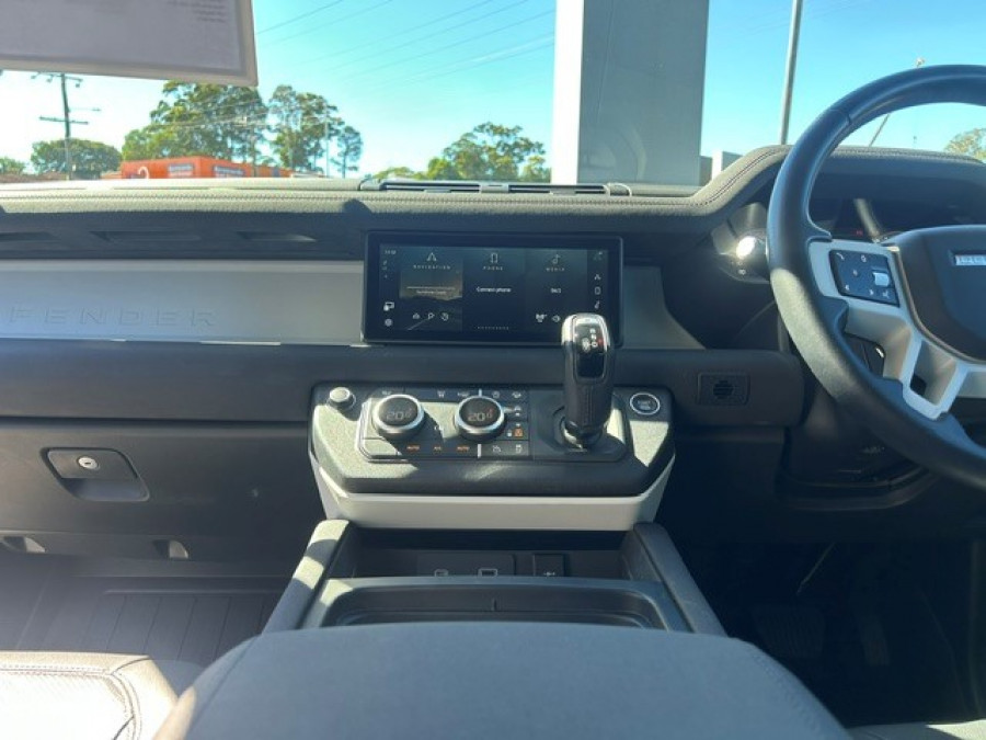 2023 MY23.5 Land Rover Defender L663 90 D250 S SUV Image 13